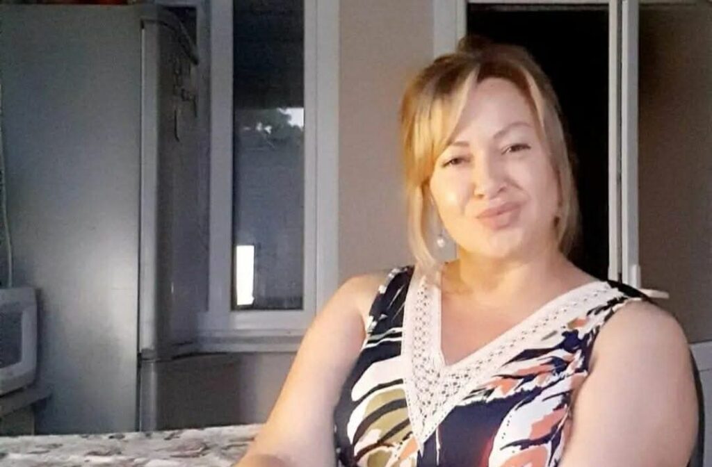 Ankara da yaşayan olgun kadinim.