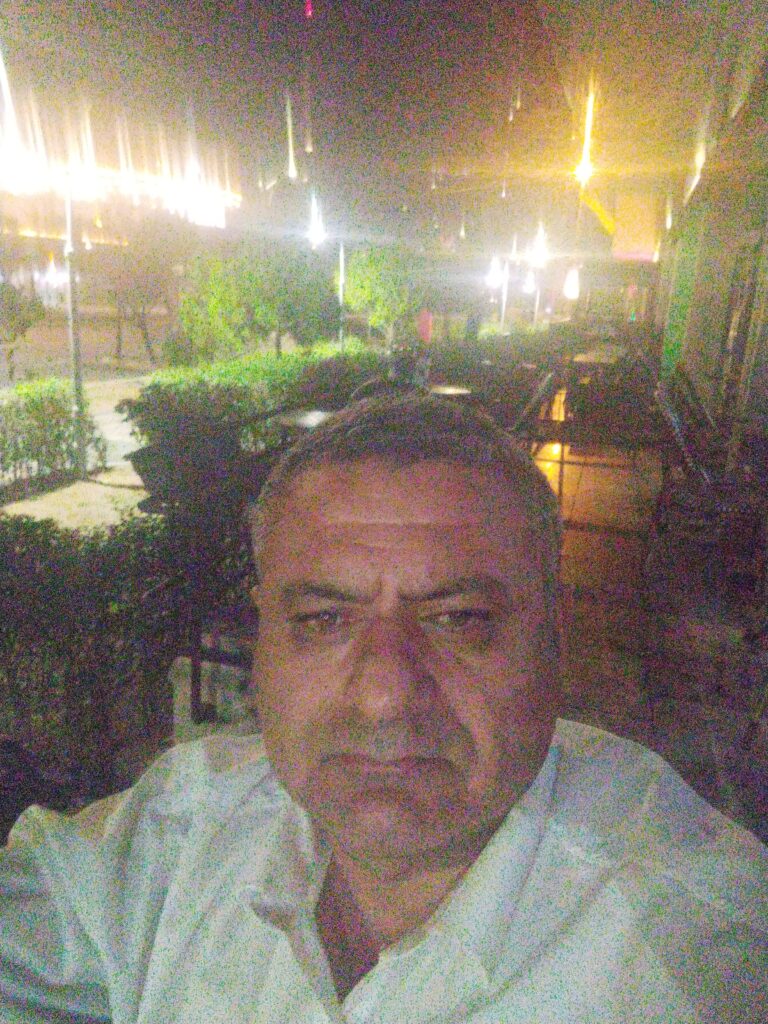 BAYAN ARKADAŞ ARIYORUM BEKARIM